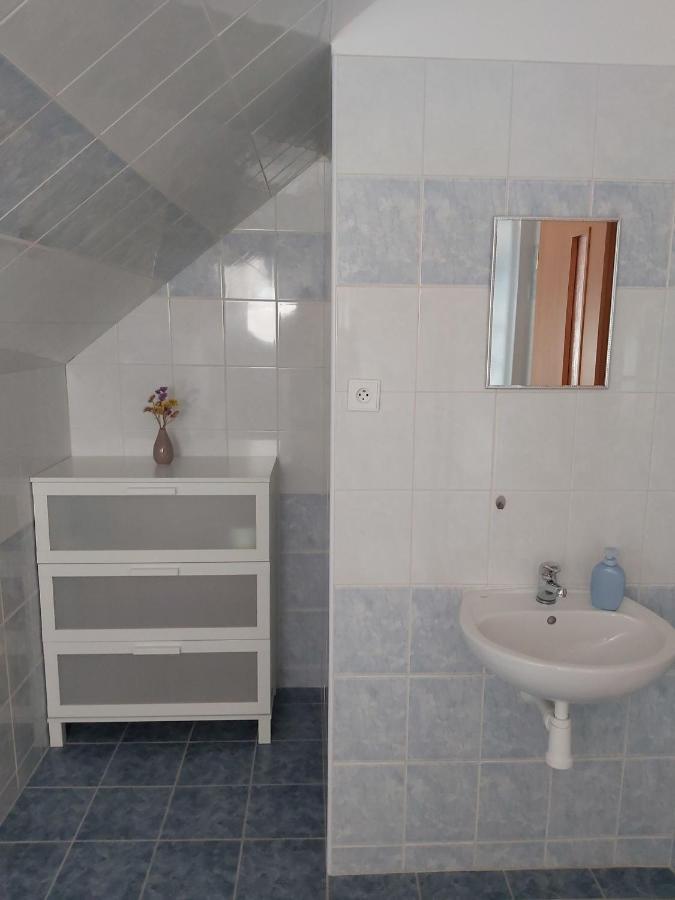 Pivni Lednice Lhota pod Libcany Zewnętrze zdjęcie
